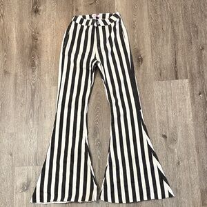 Buddy Love Black and White Striped Wide Bottom Flare Pants Size 24